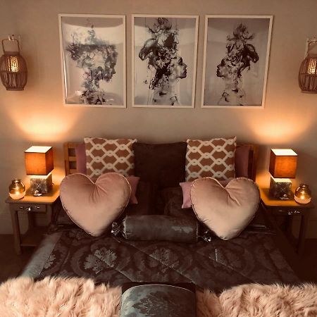 Bienvenue Au Petit Bonheur Appartement Honfleur Buitenkant foto