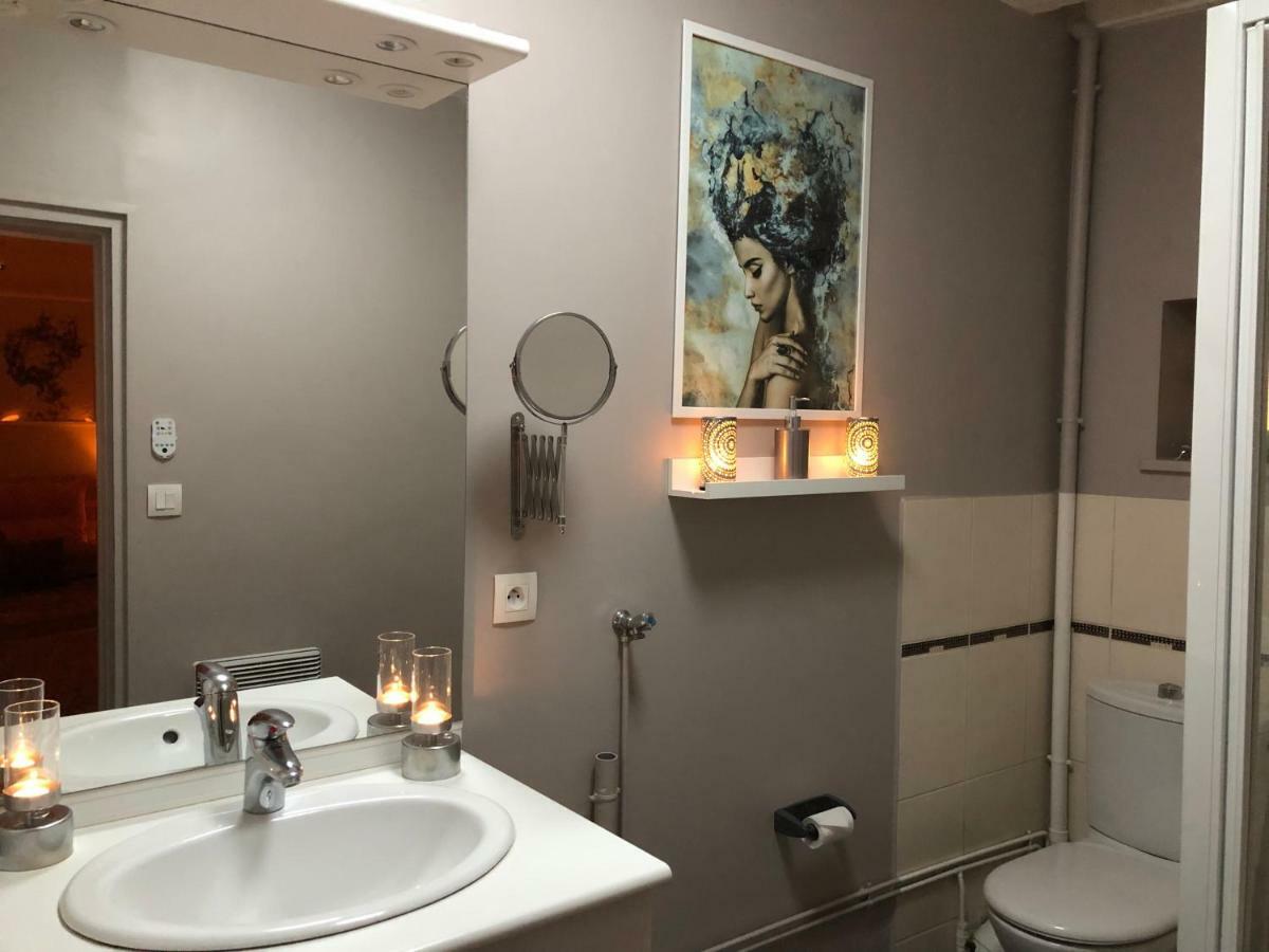 Bienvenue Au Petit Bonheur Appartement Honfleur Buitenkant foto