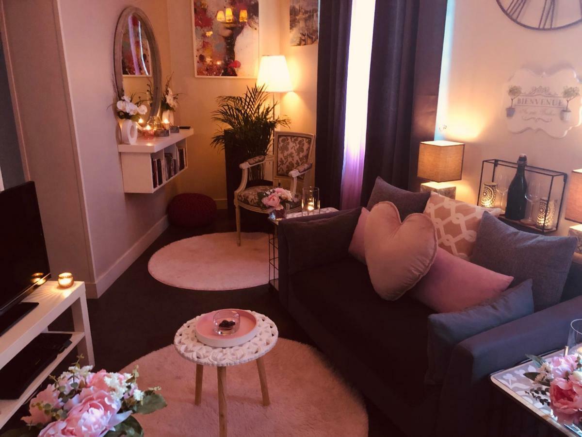 Bienvenue Au Petit Bonheur Appartement Honfleur Buitenkant foto